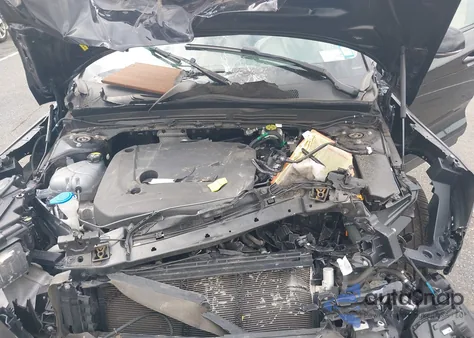 2023 Volvo Xc40 B5 Plus Dark Theme from USA, damaged, VIN YV4L12UWXP2009398